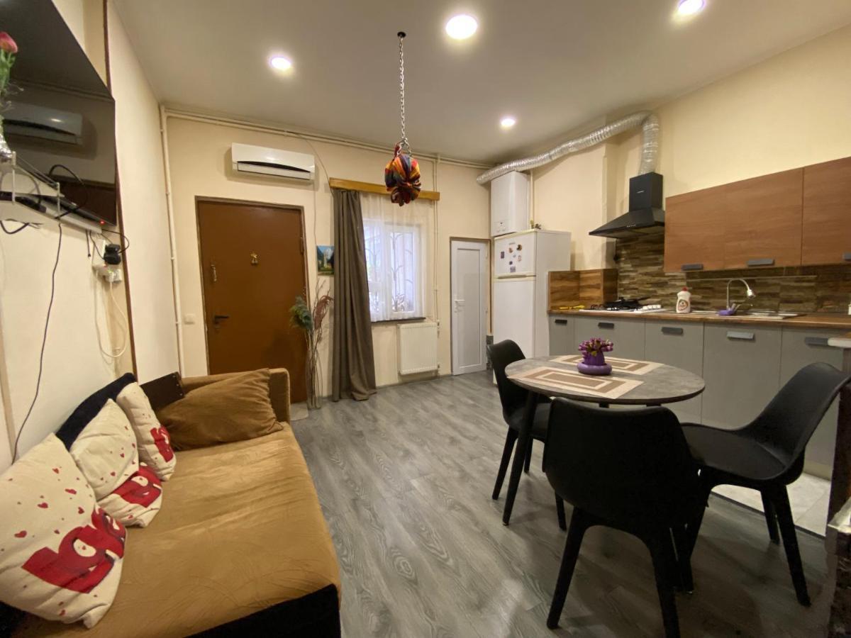 Downtown-Home In The Heart Of Old Tbilisi Zewnętrze zdjęcie